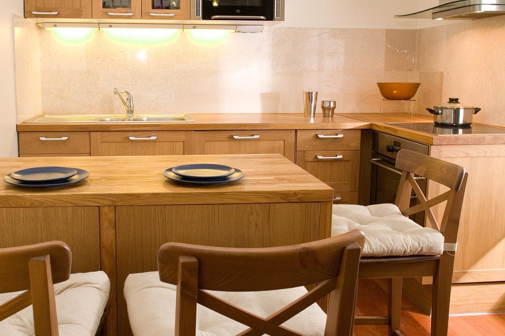 Abbesses Montmartre Apartment París Habitación foto